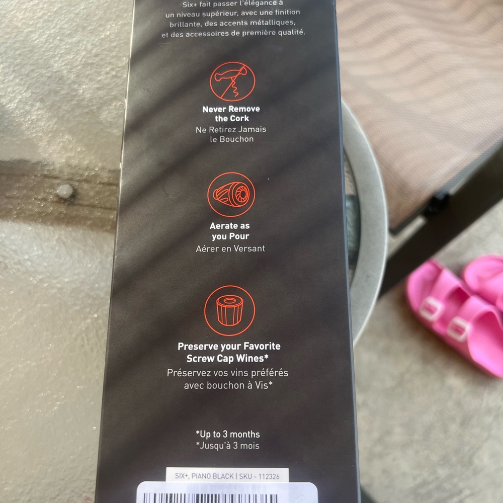 Six+ Wine Preservation System - Black - Picture 2 of 4